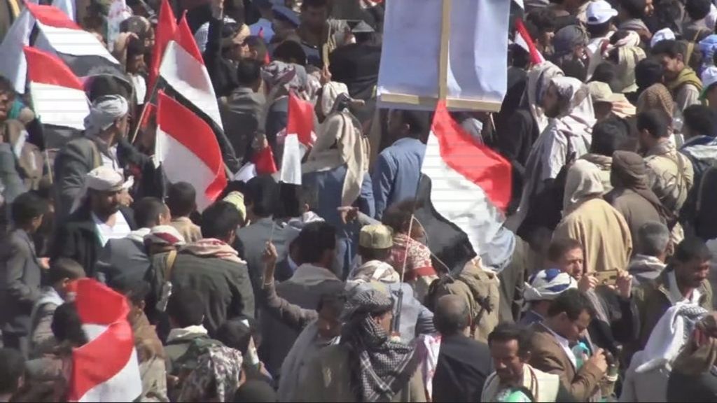 مليشيات الحوثي تقتحم منزل رئيس البرلمان اليمني