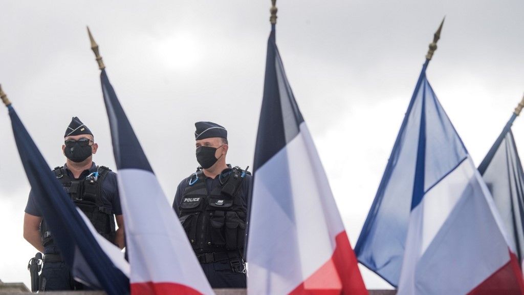 أكثر من 8 آلاف شخص مدرجون على قائمة التطرف في فرنسا - مطبخ أخبار اليوم