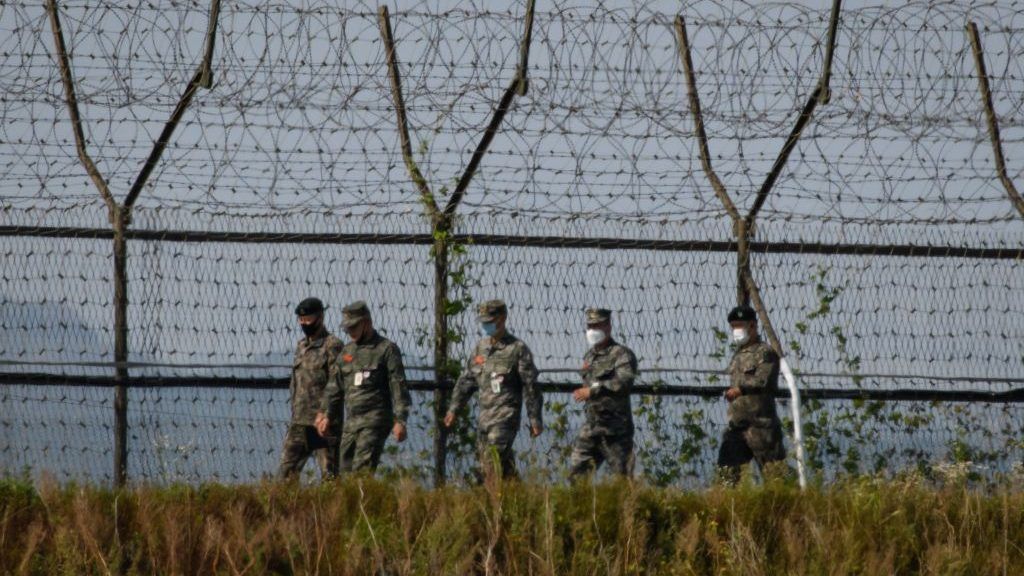 كوريا الجنوبية تحث جارتها الشمالية على الالتزام باتفاق منع الاشتباكات بين البلدين