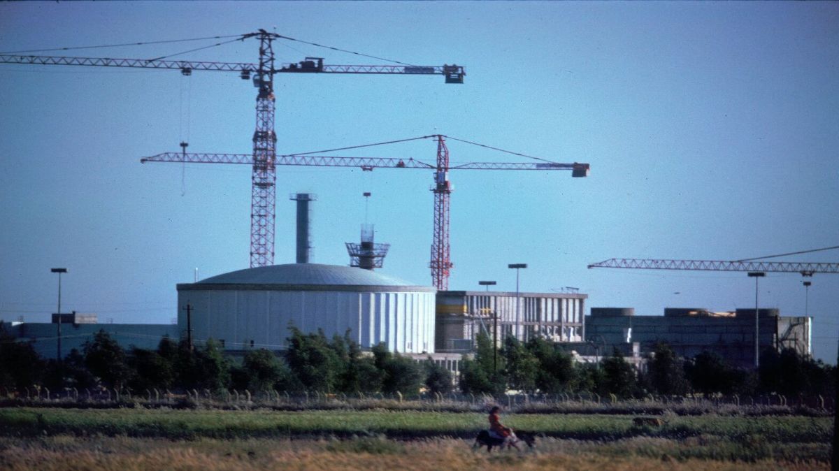 بعد 40 عاما من تفجير أوزيراك.. قصة تدمير إسرائيل للمفاعل النووي العراقي