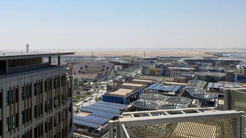 بشروط… الصحة الإماراتية تسمح بعدم إلزامية ارتداء الكمامة في بعض الأماكن