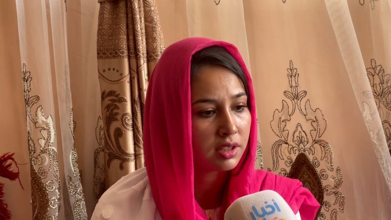 لاعبات كرة قدم أفغانيات يوجهن رسالة عبر أخبار الآن للمجتمع الدولي لإنقاذهن من طالبان