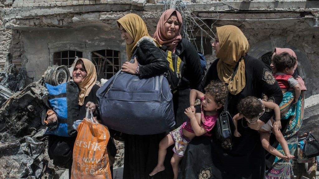 ناجية من داعش: كانوا يصورونا وكأنه تم إعدامنا ويرسلون الفيديو لعائلاتنا حتى لا يبحثوا عنا