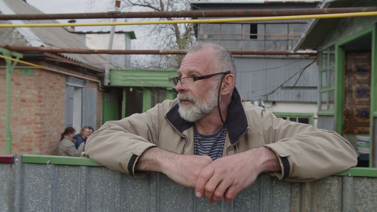 "اشتقت لمدينتي وعملي".. قصة أوكراني لجأ إلى قرية ورفض مغادرة بلده