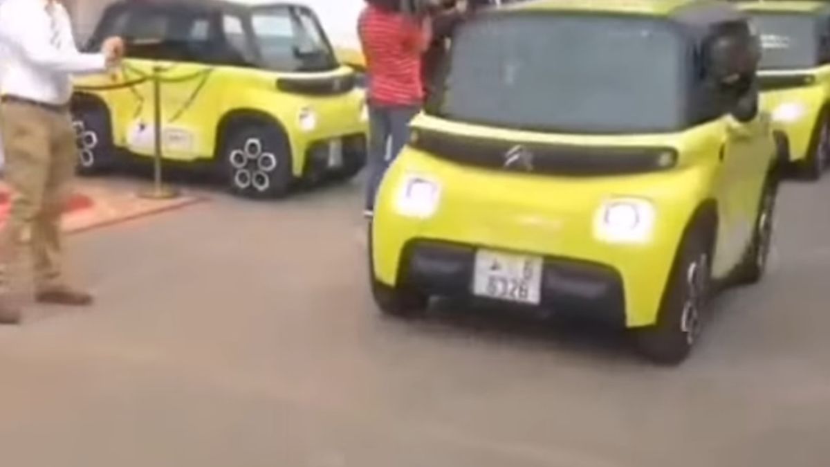 بريد المغرب يشرع في استخدام السيارات الكهربائية للتوزيع