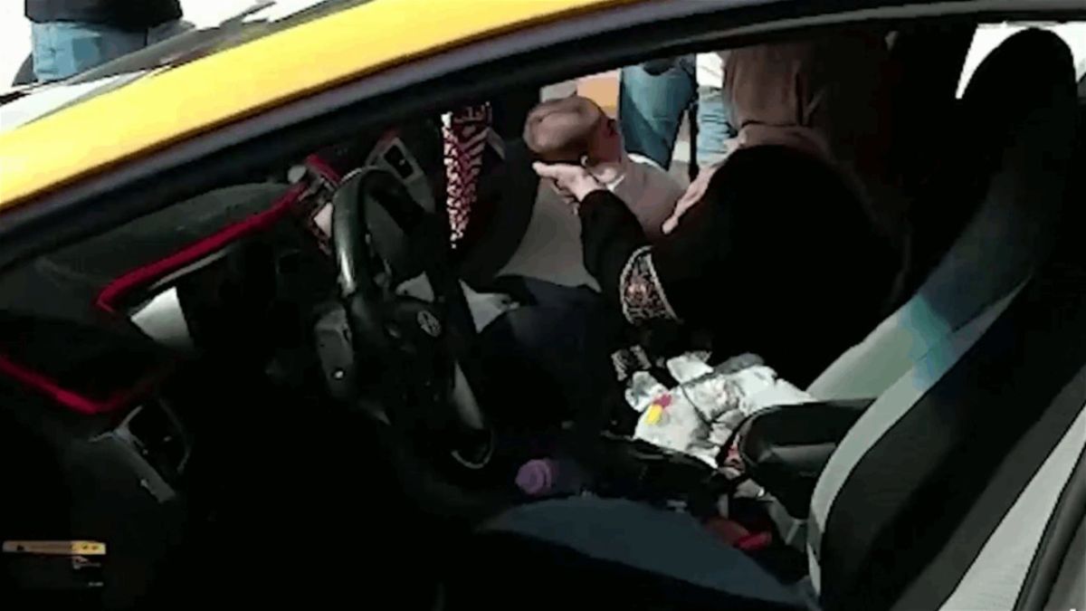 تريندينغ لايف| عراقي يعترف بمحاولة بيع ابنته