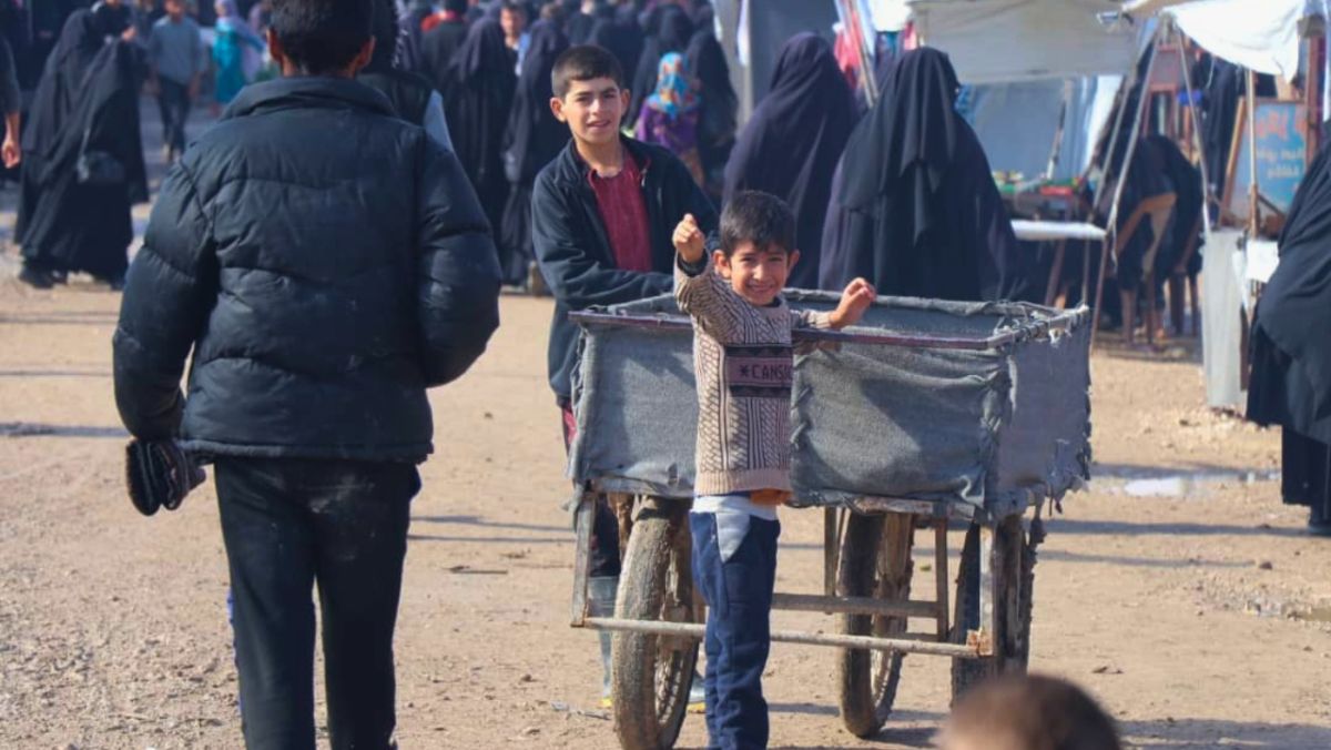 أطفال مخيم الهول في ورطة بسبب تنظيم داعش