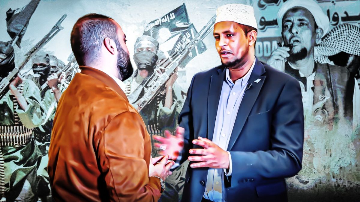 المنشقون وعائلات الضحايا يقاتلون كتفاً إلى كتف لهزم جماعة الشباب