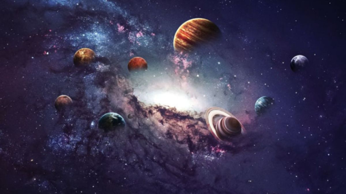 ماذا ينتظر العالم.. زلازل جديدة أم غزو الكائنات الفضائية للأرض؟