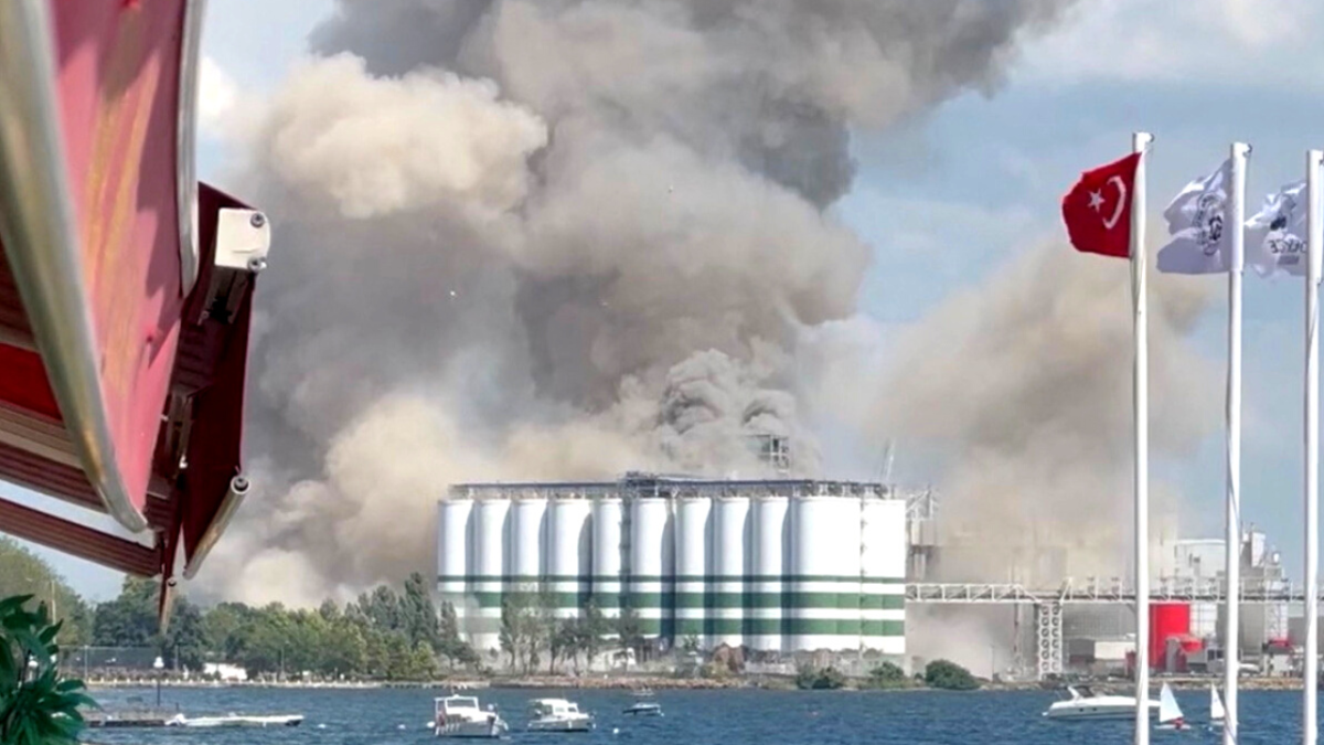 تفاصيل الانفجار الضخم في ميناء درينجة بتركيا
