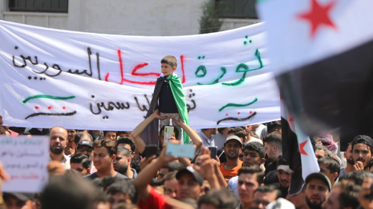 تظاهرات السويداء تدخل أسبوعها الثاني.. والمحتجون يرفعون سقف مطالبهم