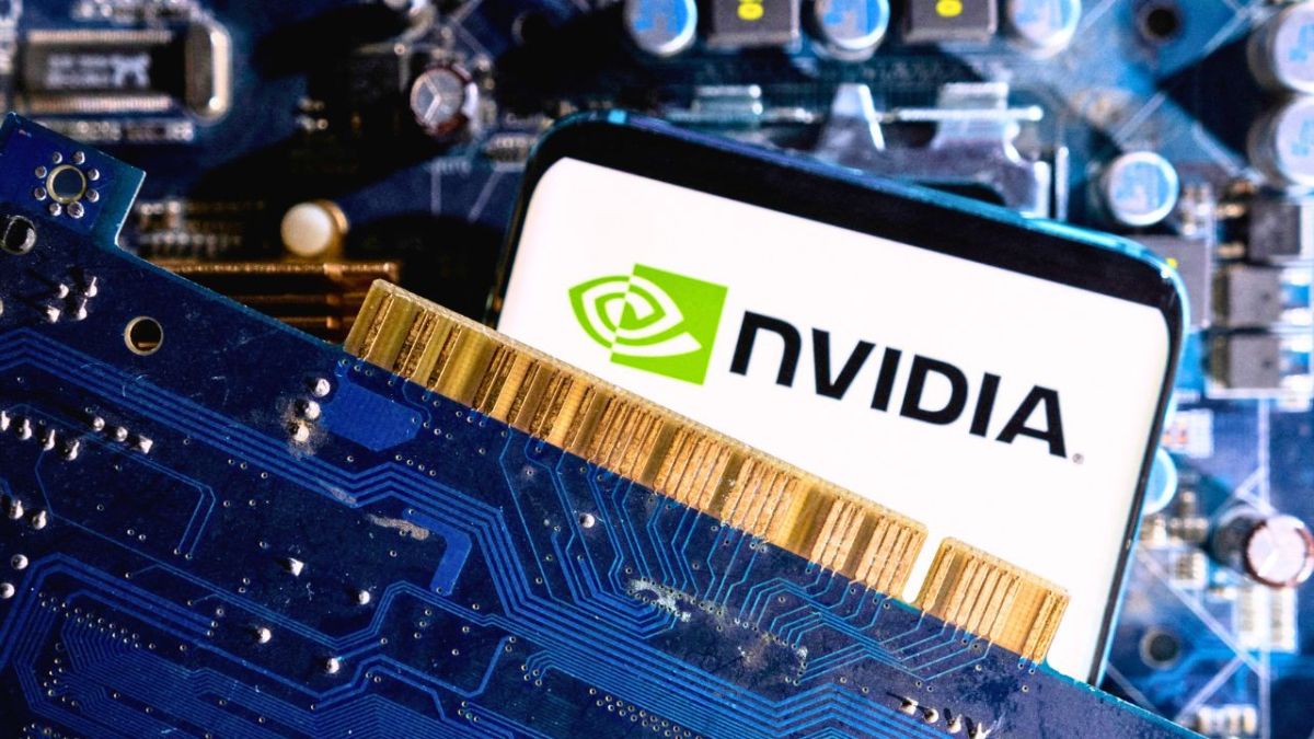 إنفيديا تتفوق على أبل وتصبح الشركة الأكثر قيمة في العالم