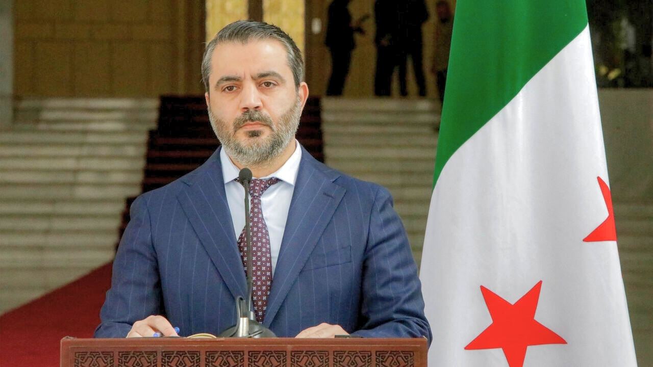 أسعد الشيباني يلتقي وفدًا إسرائيليًا في باريس